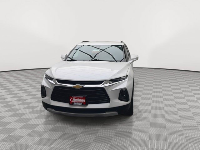 Used 2021 Iridescent Pearl Tricoat Chevrolet LT image 35