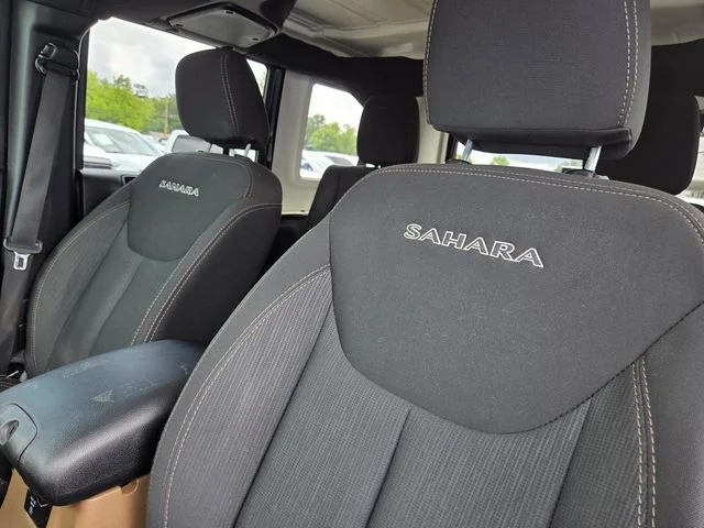 Used 2018 Black Jeep Unlimited Sahara image 23
