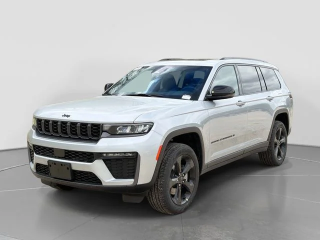 New 2026 Silver Zynith Exterior Paint Jeep Limited image 8