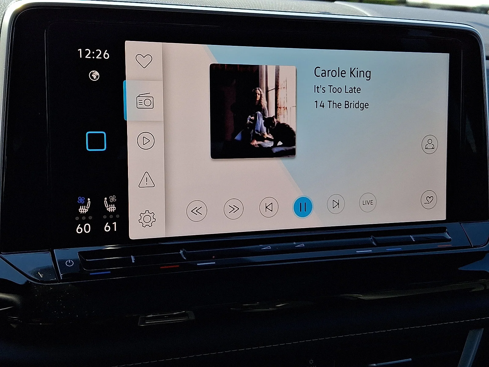 New 2026 Deep Black Pearl Volkswagen 2.0T SE with Technology image 14