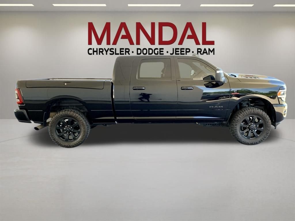 Used 2023 Black Ram Laramie image 5
