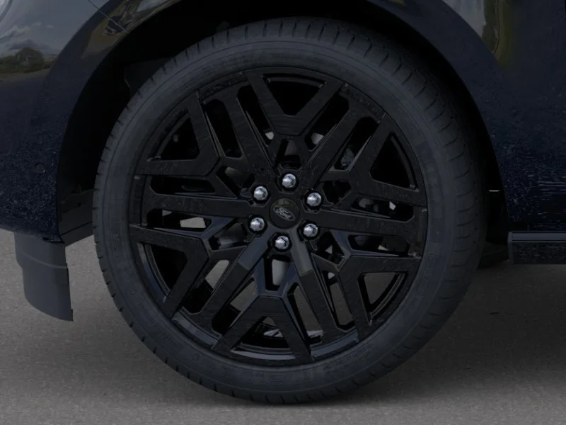 New 2026 Agate Black Metallic Ford Platinum image 18