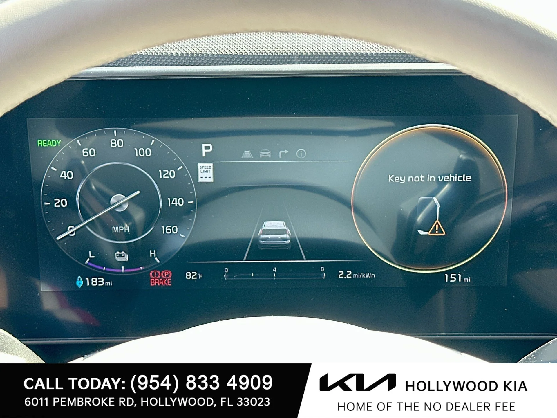 New 2025 Snow White Pearl Kia Wave image 12