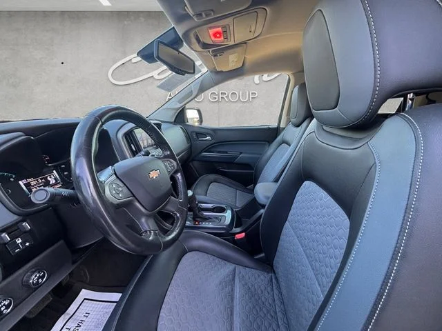Used 2016 White Chevrolet Z71 image 20