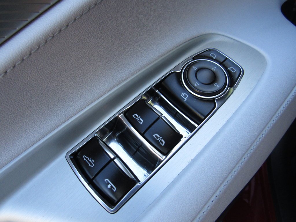 Used 2026 Red Chevrolet Stingray image 27
