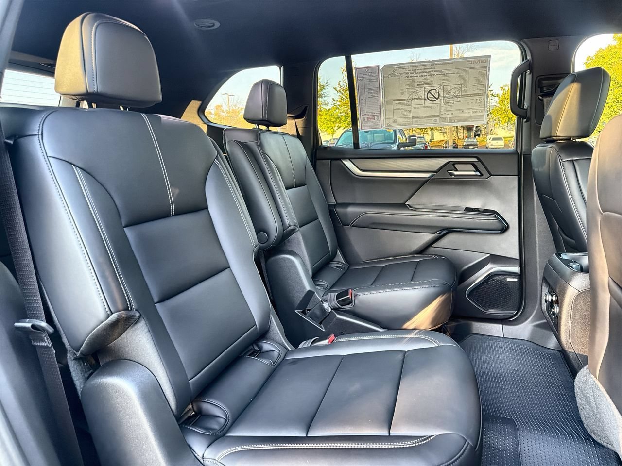 2027 GMC Acadia Elevation - Photo 22
