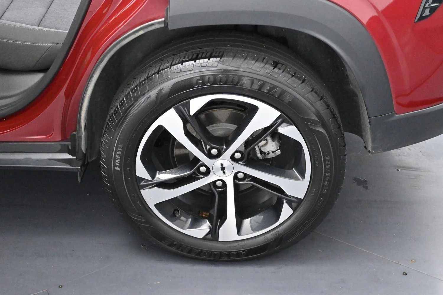 Used 2024 Crimson Metallic Chevrolet 1RS image 28