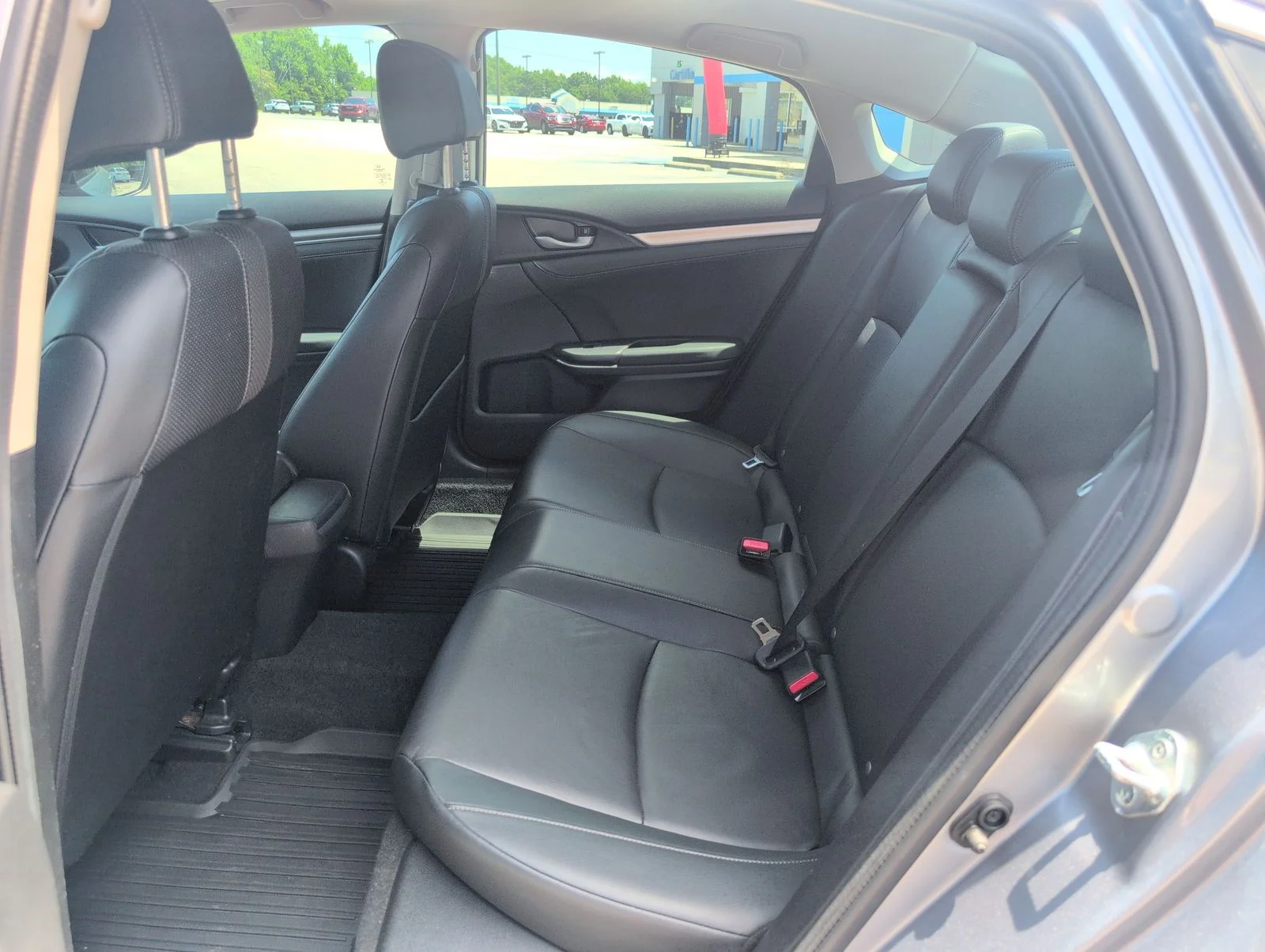Used 2021  Honda EX-L image 30