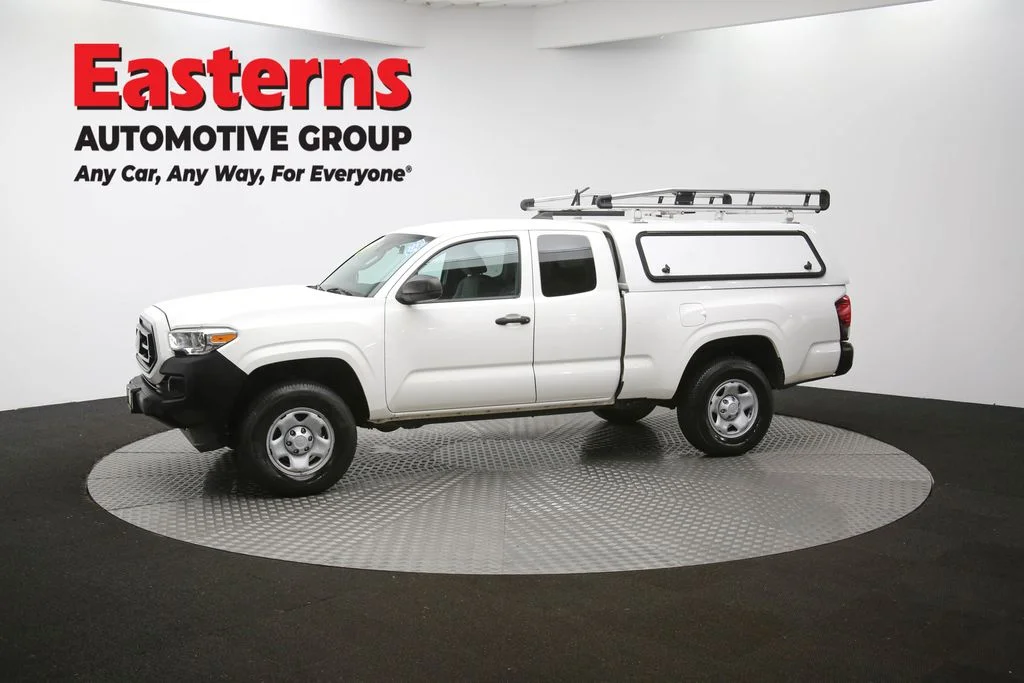 Used 2021 White Toyota SR image 54