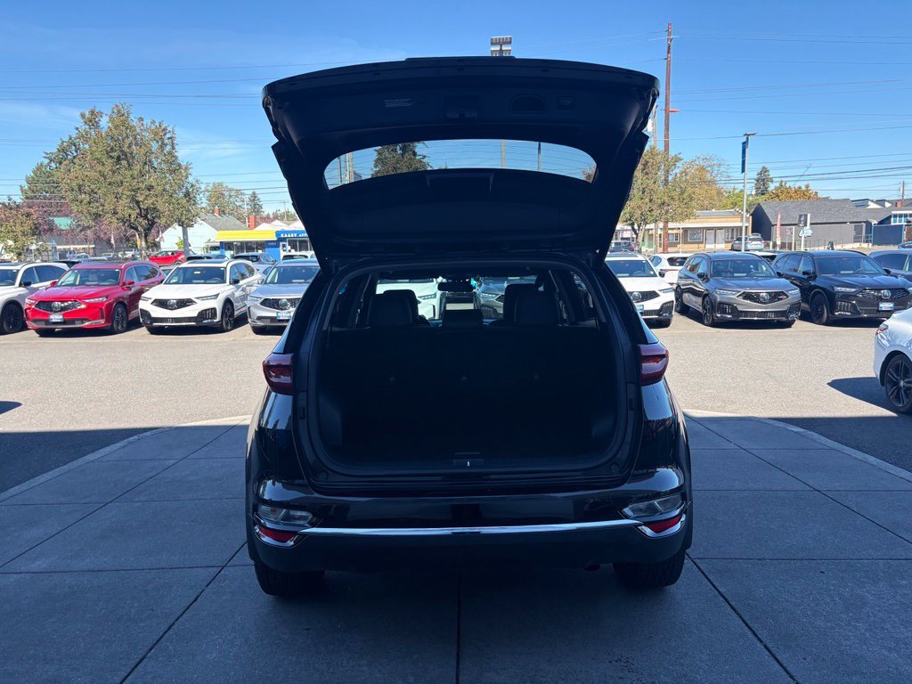 Used 2022 Black Cherry Kia EX image 9
