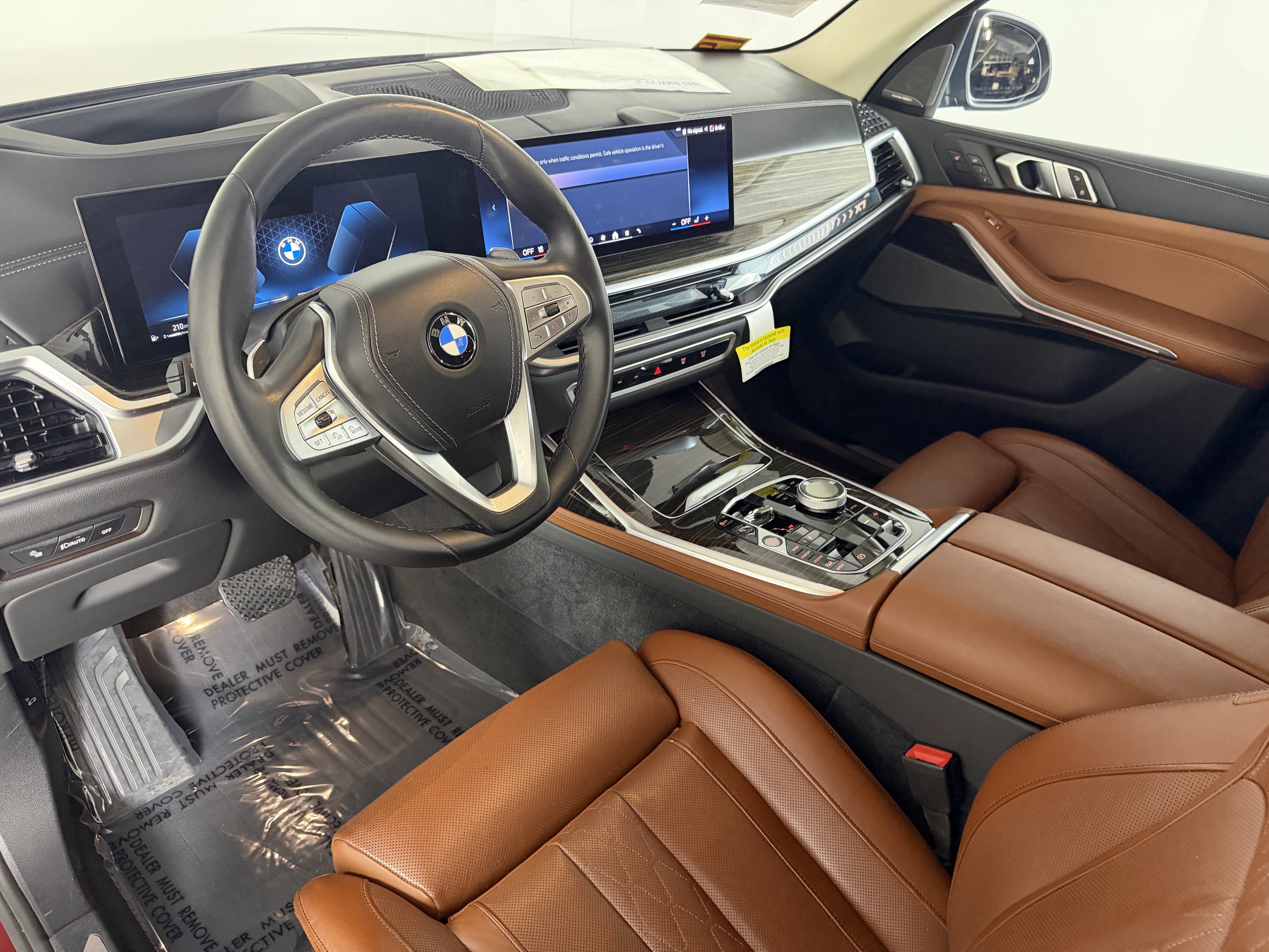 Certified Used 2025 Aventurin Red Metallic BMW xDrive40i image 11