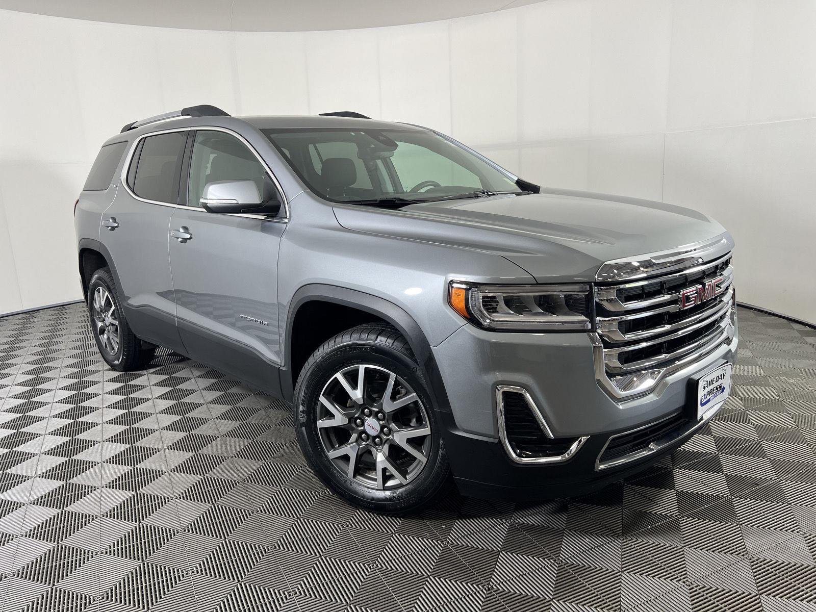 Used 2023 Sterling Metallic GMC SLE image 1