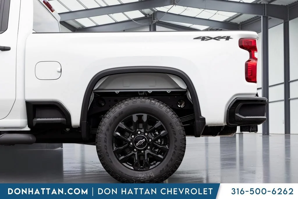 2026 Chevrolet Silverado 2500 HD Custom - Photo 32