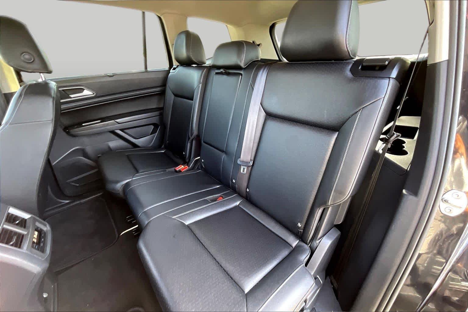 Used 2019  Volkswagen 3.6L V6 SE w/Technology image 19
