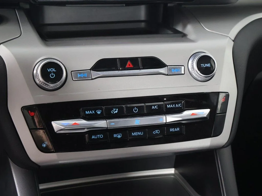Used 2023 Blue Ford XLT image 44