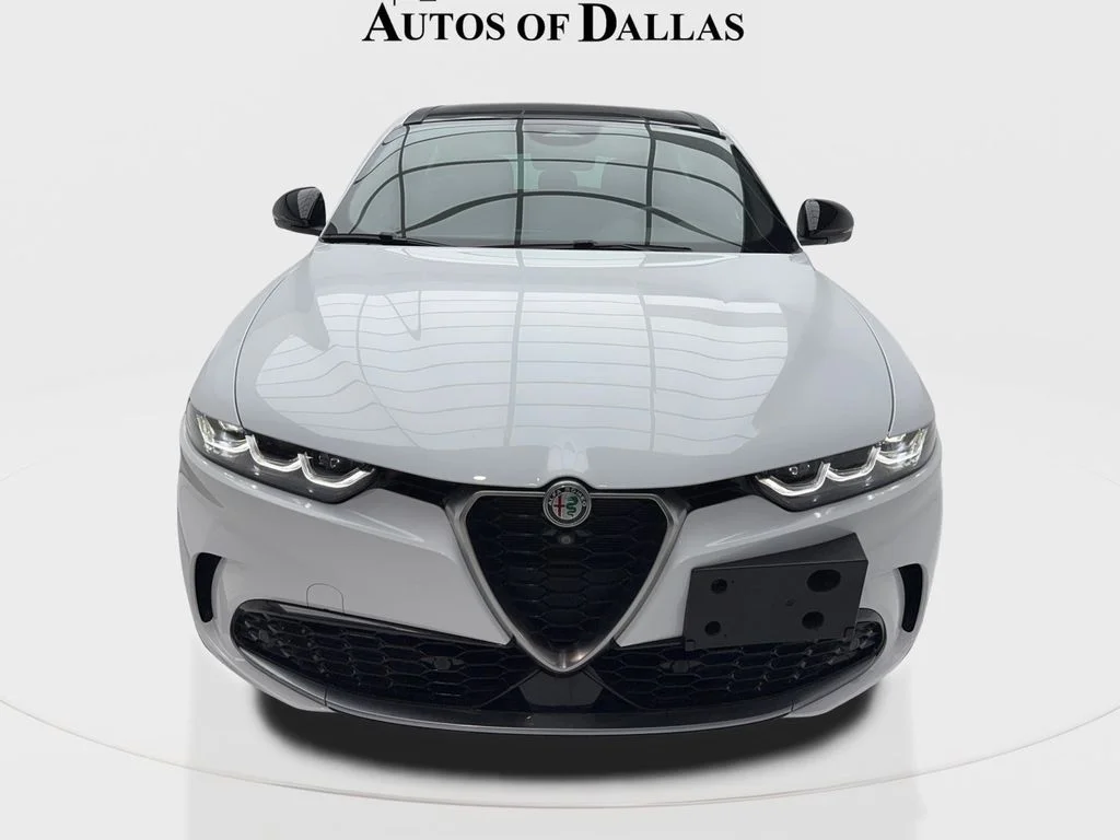 Used 2024 White Alfa Romeo Ti image 4