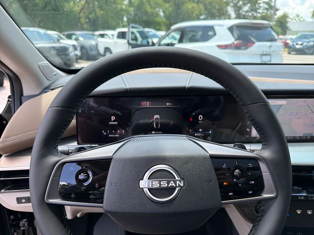 New 2026 Super Black Nissan Platinum image 22