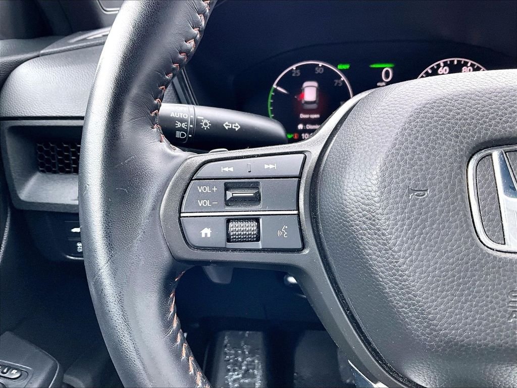 Used 2025 Silver Honda Sport-L image 23
