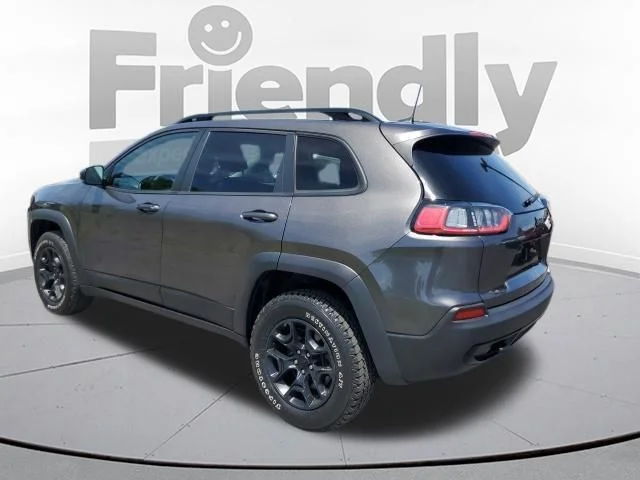 Used 2022 Gray Jeep X image 3