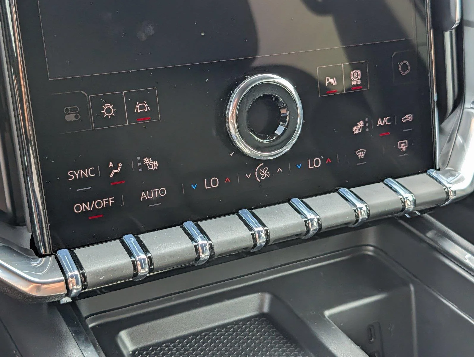 New 2027 Sterling Metallic GMC Elevation image 18