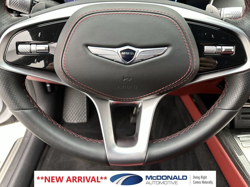 Used 2024 White Genesis 3.5T image 14