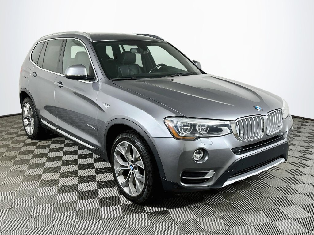Used 2016 Glacier Silver Metallic BMW xDrive28d image 3