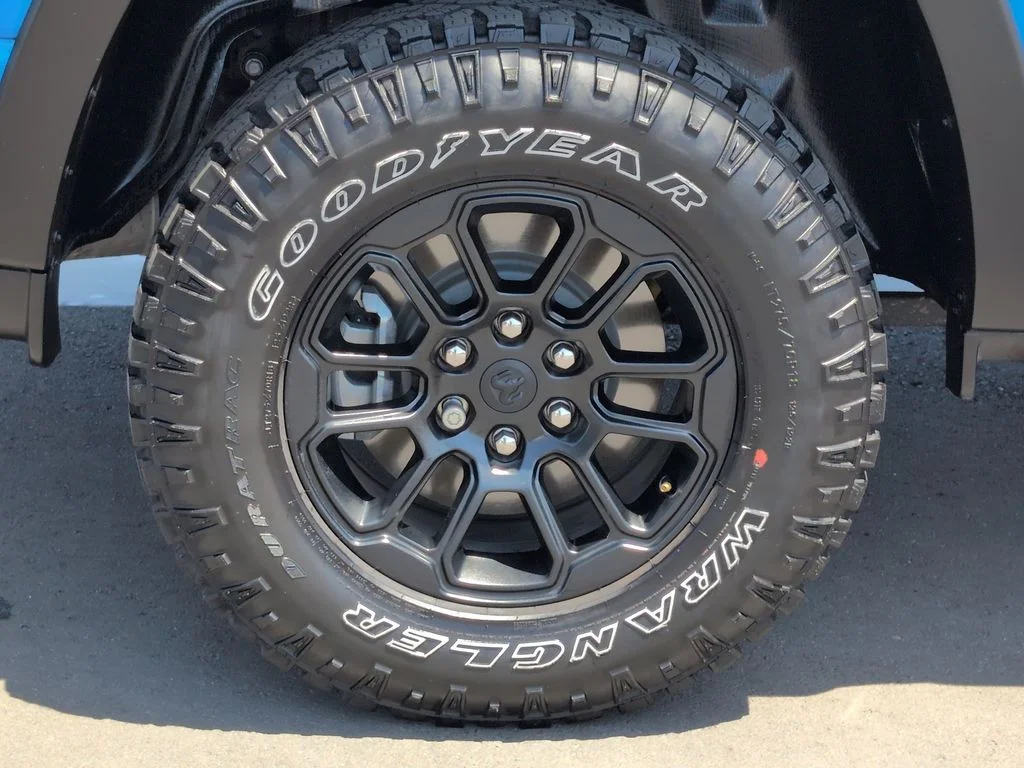 Used 2025 Blue Ram Rebel image 28