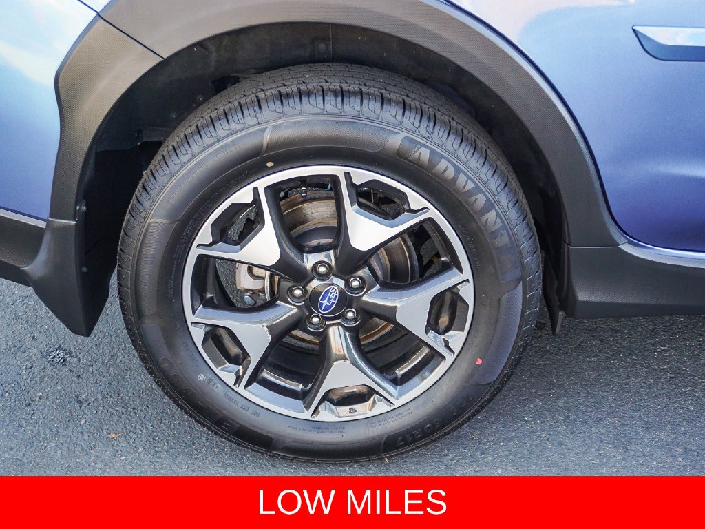 Used 2019 Blue Subaru 2.0i Premium image 8