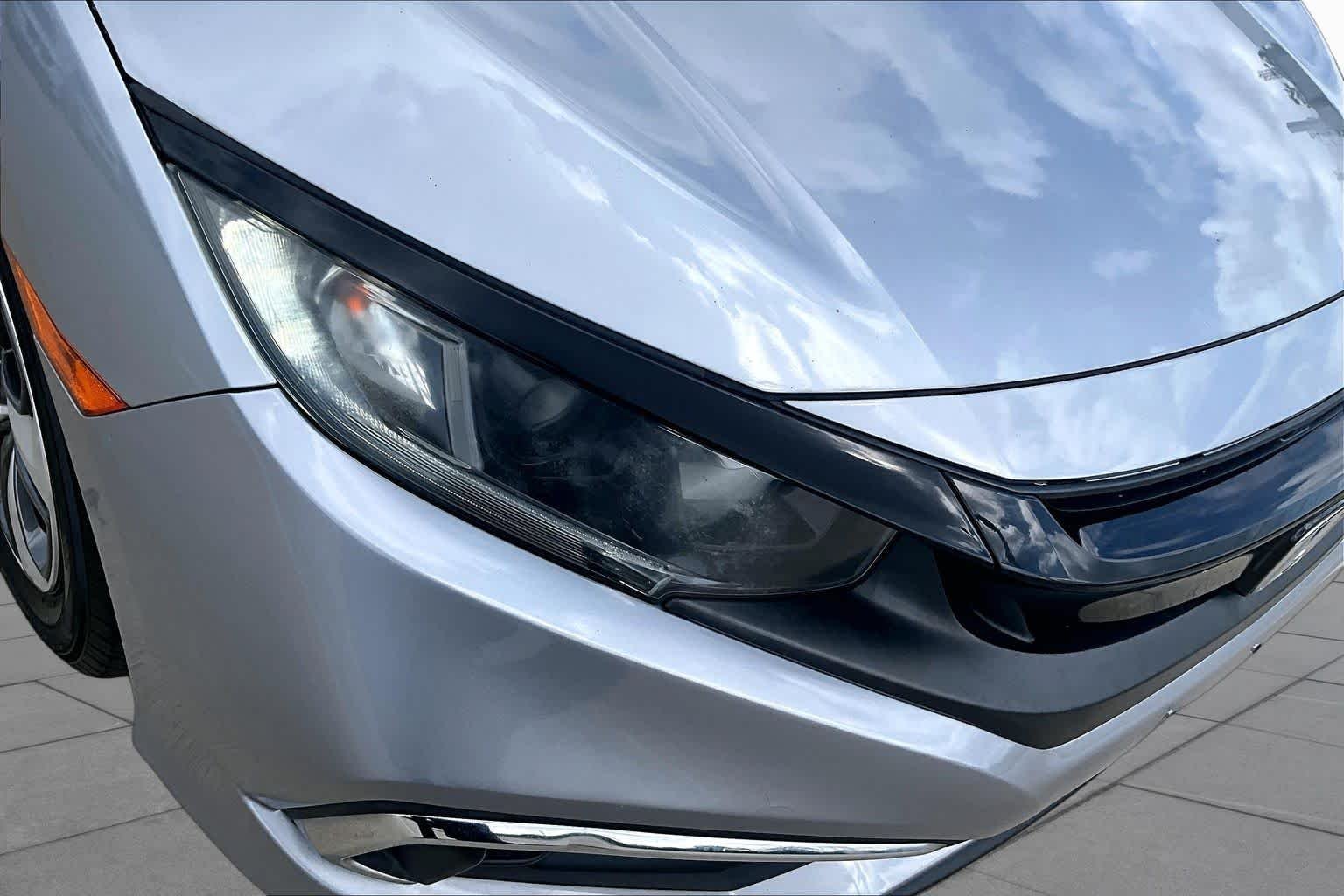 Used 2019 Lunar Silver Metallic Honda LX image 26