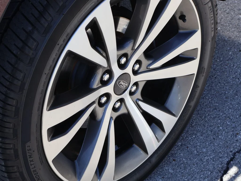 Used 2020 Red Ford Limited image 44