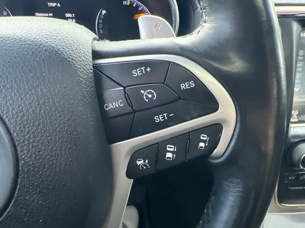 Used 2014 Black Jeep Summit image 17