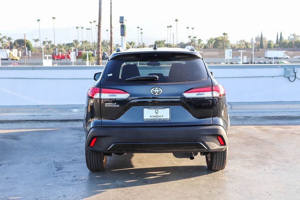 Used 2022 Jet Black Toyota LE image 8