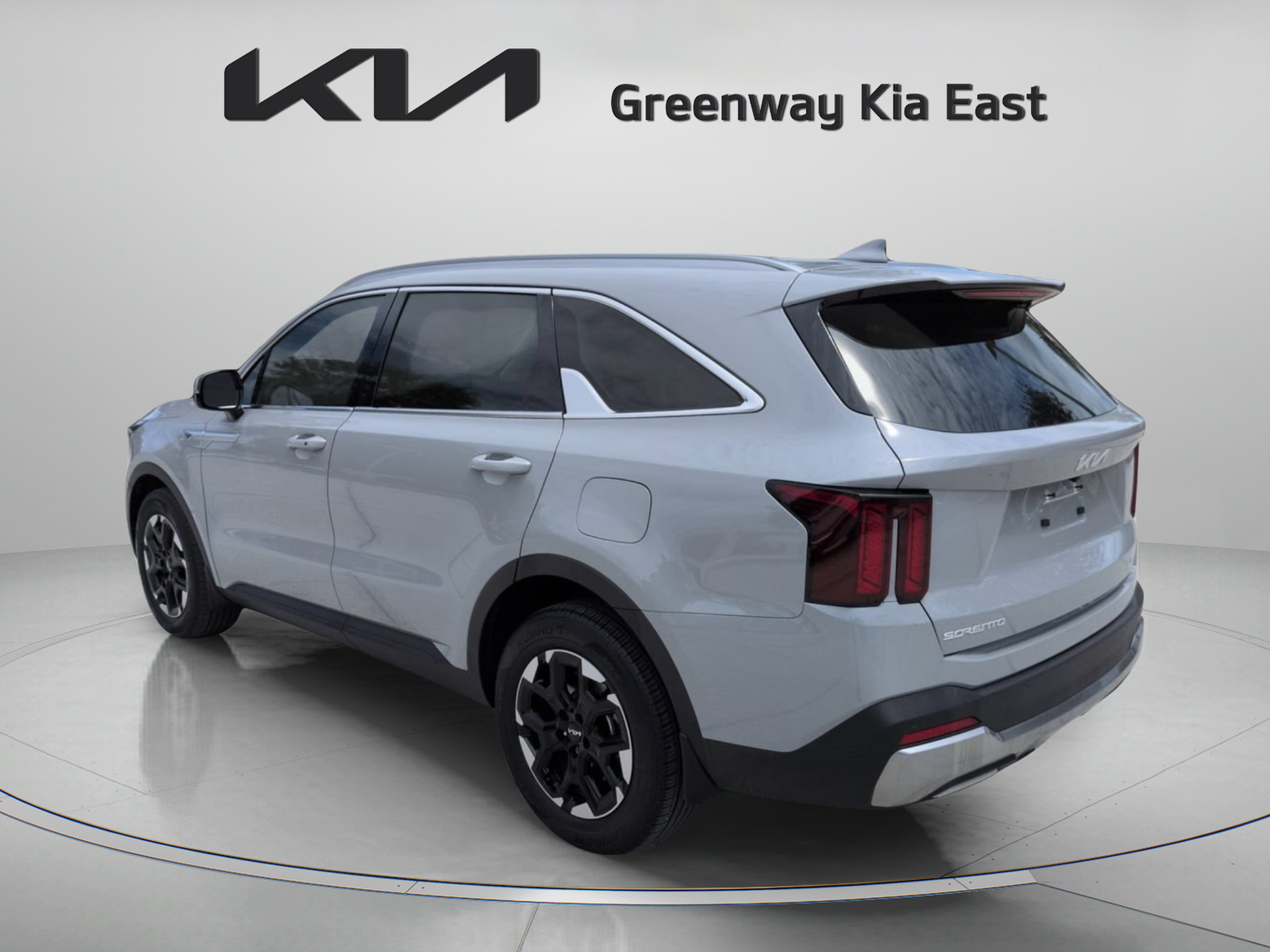 Certified Used 2025 Wolf Gray Kia S image 8