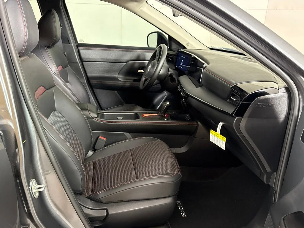 2026 Nissan KICKS SR - Photo 14