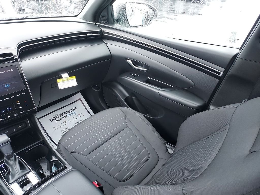 Used 2023 White Hyundai SEL Premium image 11