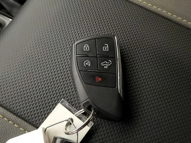 2023 Chevrolet Silverado 1500 ZR2 - Photo 35