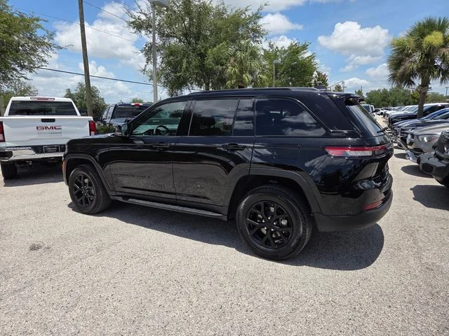 Certified Used 2025 Black Jeep Altitude image 9