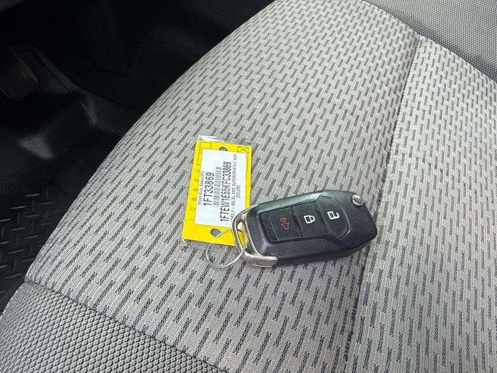 Used 2019  Ford XLT image 17