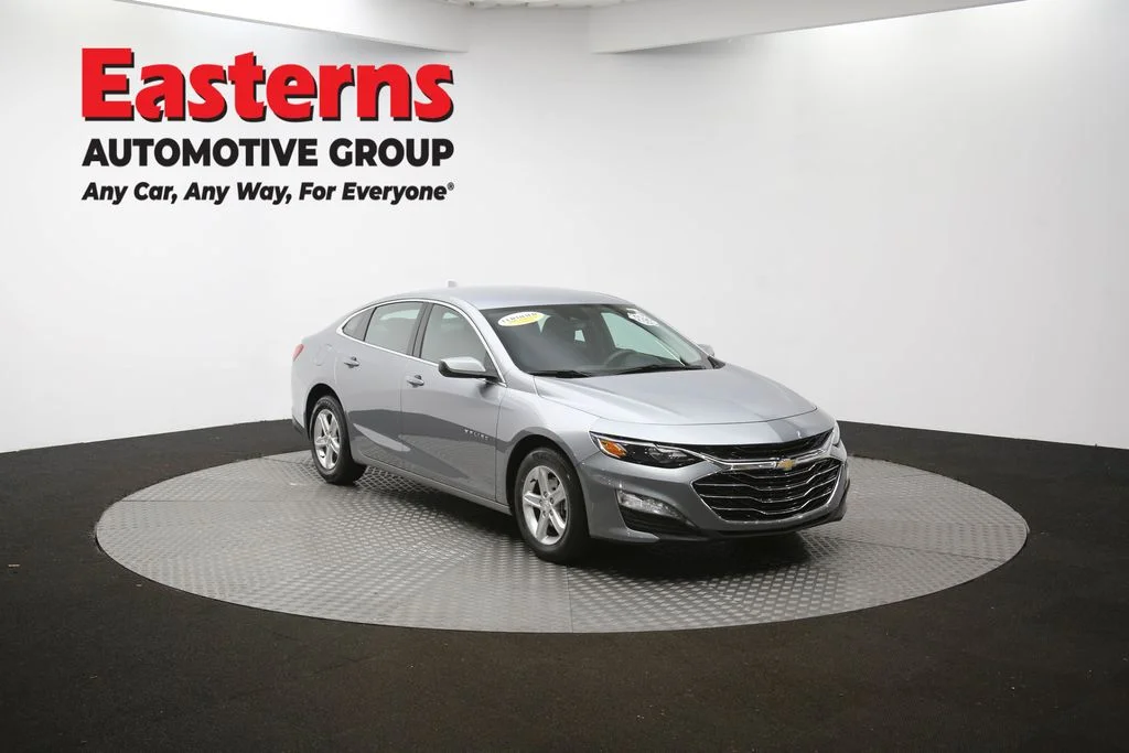 Used 2024 Gray Chevrolet LT image 47