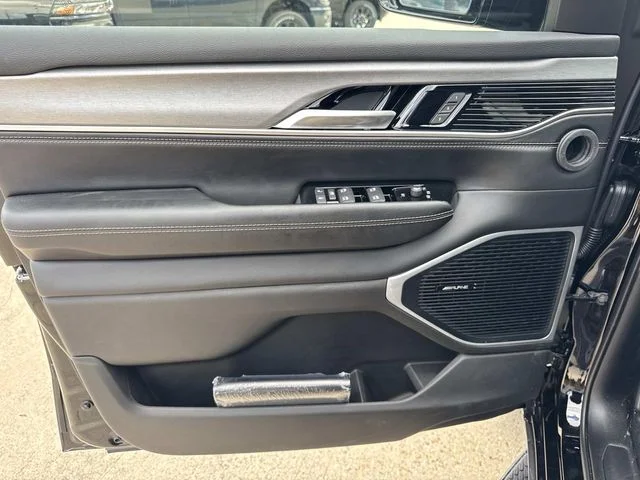 New 2026 Black Jeep Limited Altitude image 18