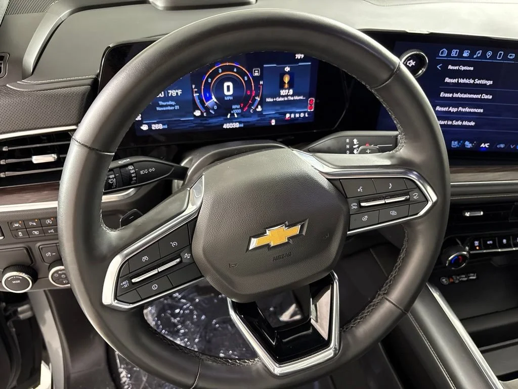 Certified Used 2025 Sterling Gray Metallic Chevrolet Premier image 35