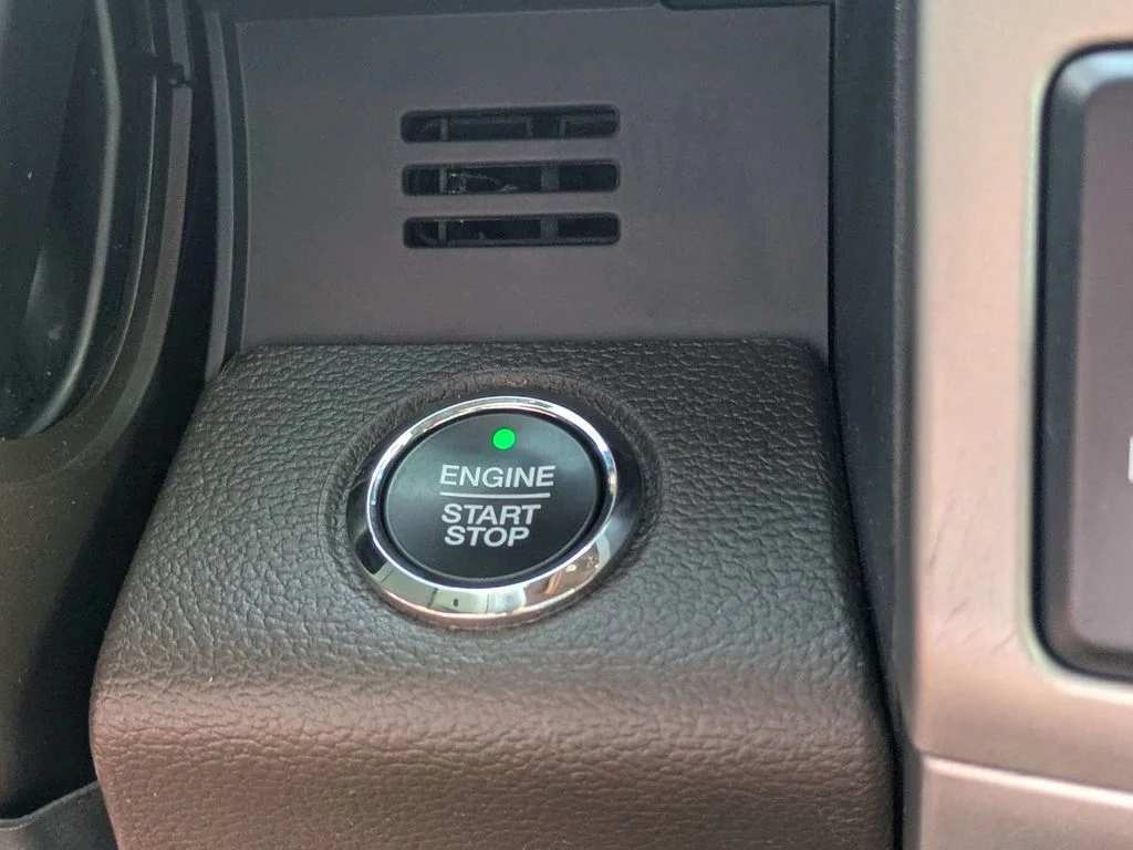 Used 2022 Blue Ford King Ranch image 31