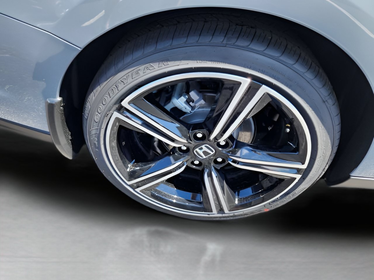 New 2026 Urban Gray Pearl Honda SE image 9