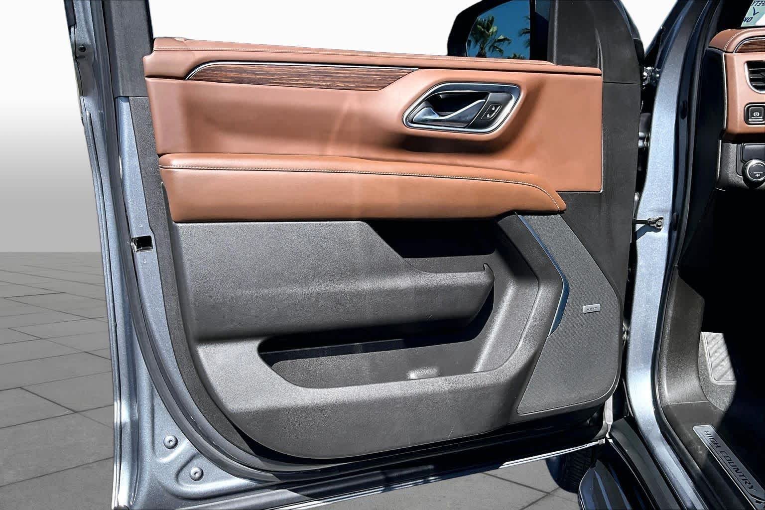 Used 2021 Satin Steel Metallic Chevrolet High Country image 19