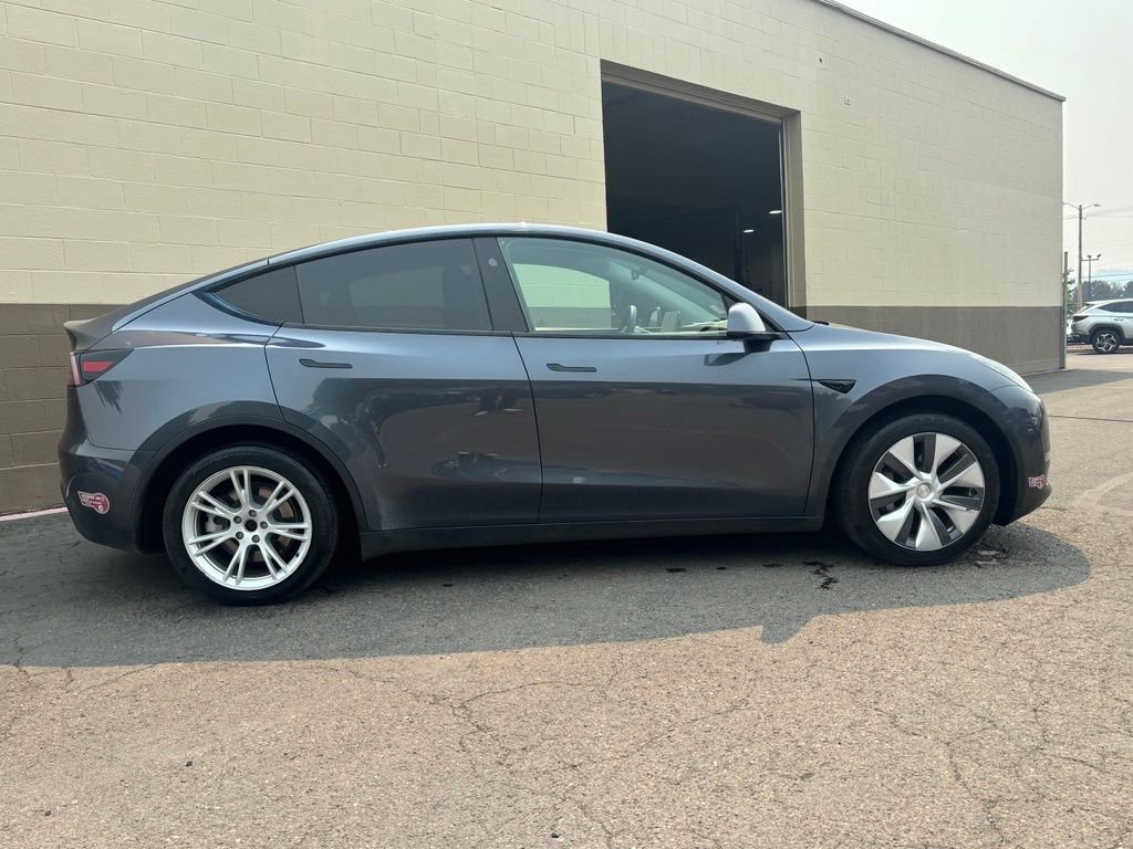 Used 2023 Gray Tesla Standard Range image 3