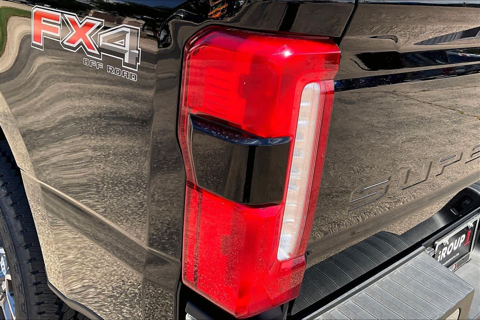 New 2026 Agate Black Metallic Ford F-250® Lariat® image 14