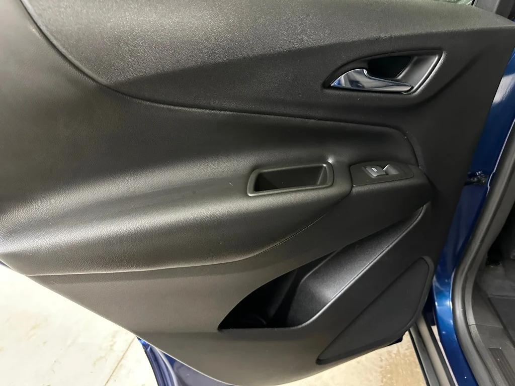 Certified Used 2022 Blue Glow Metallic Chevrolet LT image 18