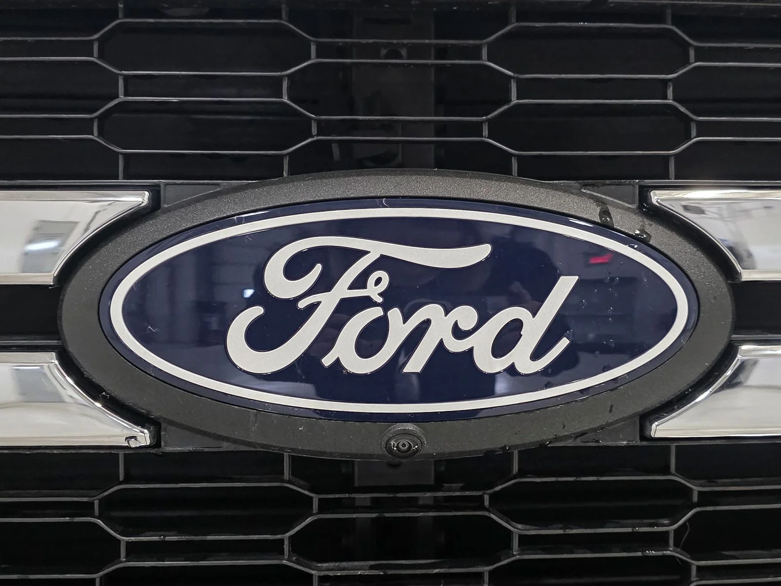 New 2026 Agate Black Metallic Ford Lariat® image 13