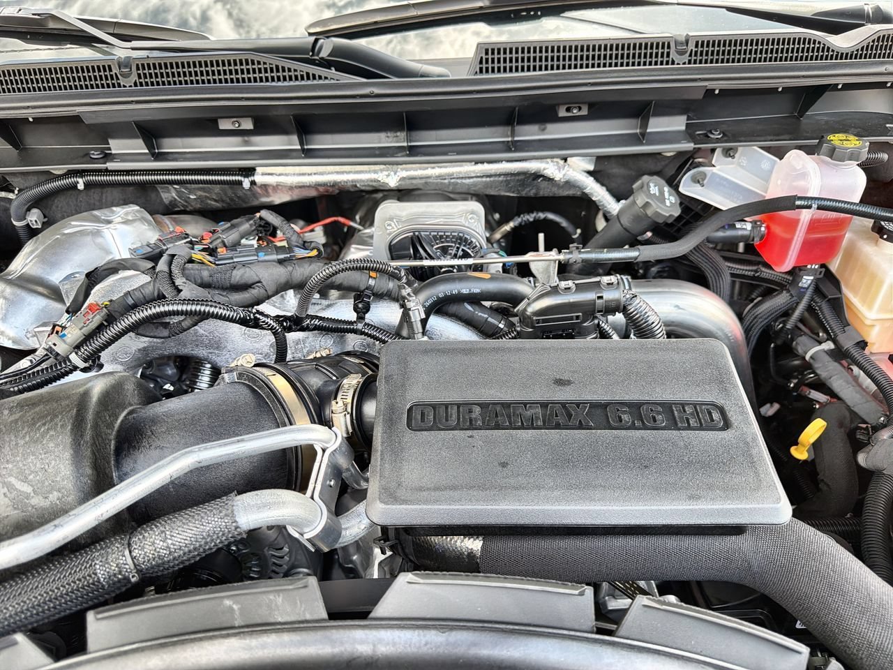 New 2026 Onyx Black GMC Denali Ultimate image 25