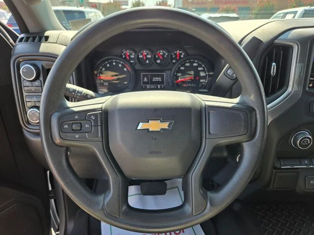 Used 2024 Gray Chevrolet Custom image 32